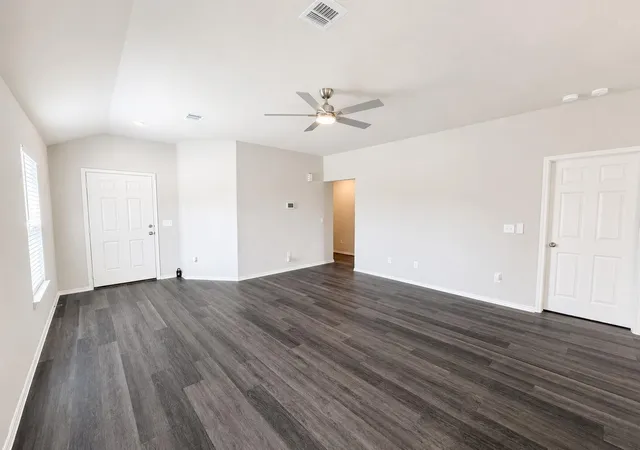 5th image of 102 Bellewood Manor Dr, Magnolia, TX 77354 | MLS# 34507425