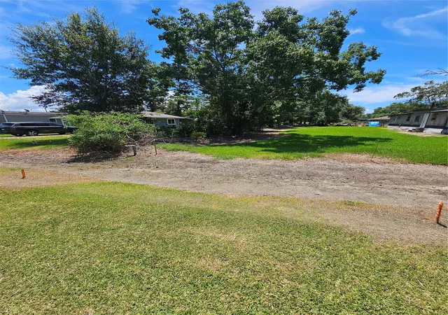 2nd image of 906 Wheeler St, Anahuac, TX 77514 | MLS# 84936113