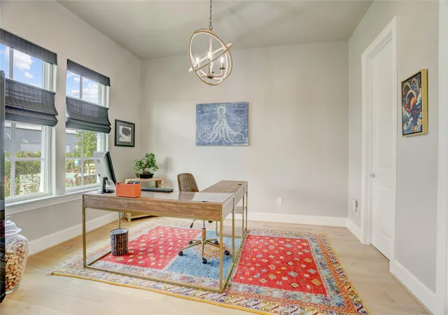 Photo 4 of Townhouse for sale at 3317 W 11th Street, Houston, TX 77008 | MLS# 39999650 | Listing updated on 2026-09-13
