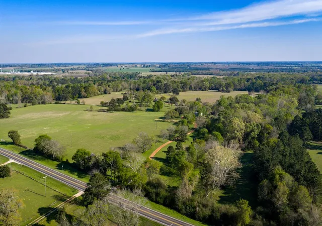 35th image of 3773 W Sh 7, Crockett, TX 75835 | MLS# 65061120