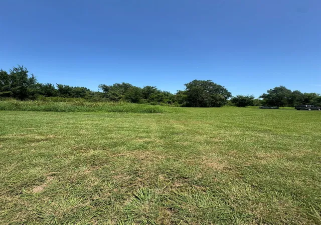 Photo 2 of Land for sale at Td E Bu 59 R Hwy, Hungerford, TX 77448 | MLS# 59041159 | Listing updated on 2026-10-10
