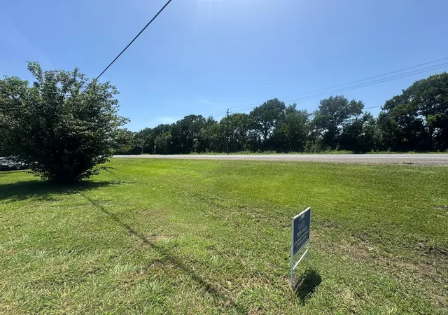 Photo 4 of Land for sale at Td E Bu 59 R Hwy, Hungerford, TX 77448 | MLS# 59041159 | Listing updated on 2026-10-10