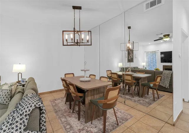 4th image of 7294 Regency Square Ct, Houston, TX 77036 | MLS# 48181298