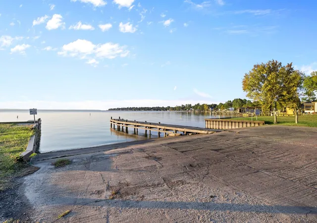 32nd image of 241 Bluff Dr, Livingston, TX 77351 | MLS# 27956857