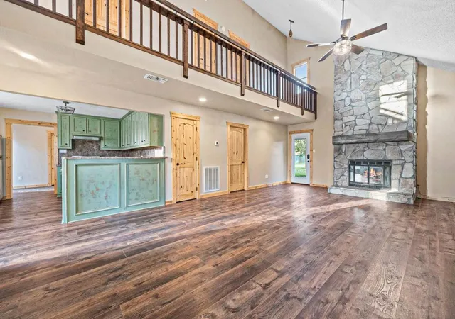 4th image of 241 Bluff Dr, Livingston, TX 77351 | MLS# 27956857