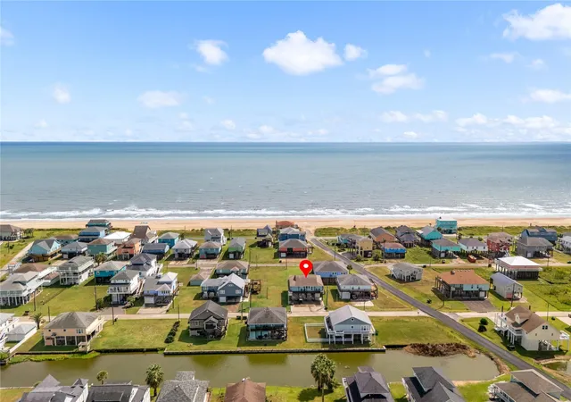 Photo 3 of Single family home for sale at 2608 Breaker Dr, Port Bolivar, TX 77650 | MLS# 93513005 | Listing updated on 2026-07-21