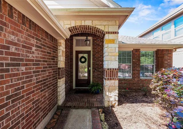 Photo 3 of Single family home for sale at 18334 N Elizabeth Shore Loop, Cypress, TX 77433 | MLS# 26309437 | Listing updated on 2026-09-12