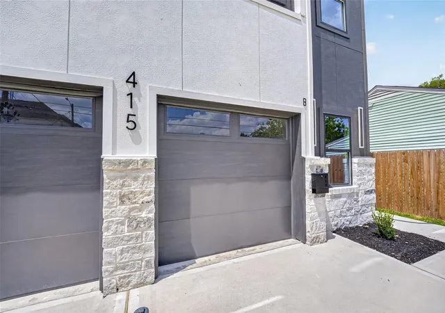 3rd image of 415 Neyland St, Houston, TX 77022 | MLS# 29957181