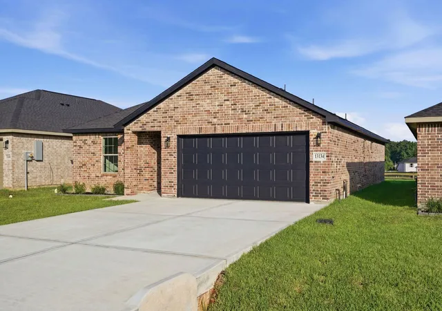 2nd image of 13134 Lake Conroe Bay Rd, Willis, TX 77318 | MLS# 16451109