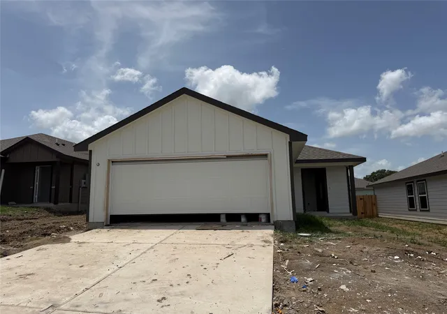 1st image of 1241 Hickory Grove St, Brenham, TX 77833 | MLS# 28941784