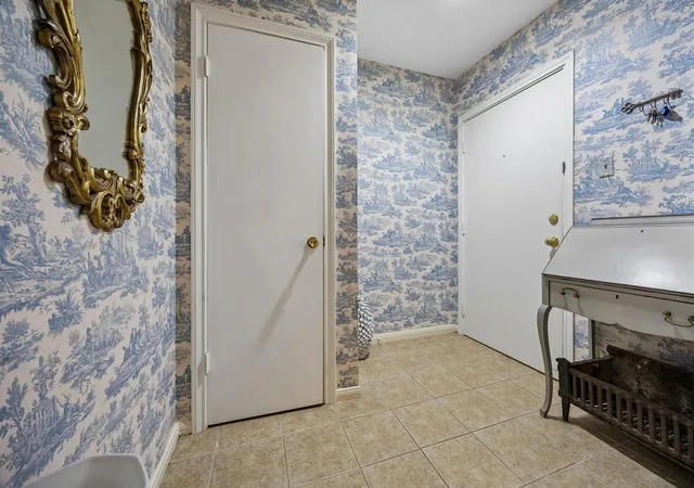 Photo 2 of Condo for sale at 2600 Bellefontaine St #C12, Houston, TX 77025 | MLS# 86798185 | Listing updated on 2026-09-15