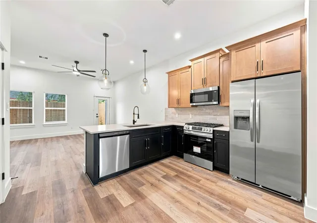 Photo 4 of Multi family home for sale at 5416 Sonora St #A-B, Houston, TX 77020 | MLS# 36418358 | Listing updated on 2026-09-09