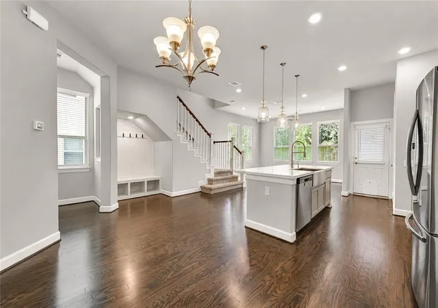 Photo 2 of Single family home for sale at 1905 Kirby Landing Dr, Houston, TX 77051 | MLS# 37251196 | Listing updated on 2026-07-19