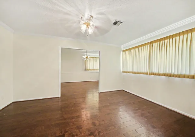 5th image of 26222 Oakhurst Dr, Spring, TX 77386 | MLS# 895986