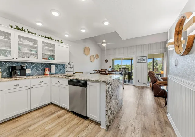 5th image of 319 Venture Blvd S, Lago Vista, TX 78645 | MLS# 71269712