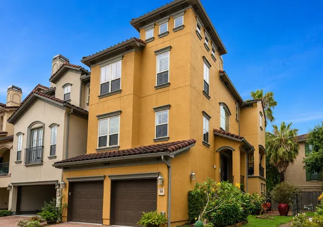 Photo 1 of Sale Pending at 16 Elderwood Dr, Houston, TX 77058 | MLS# 93413980 | Listing updated on 2026-08-30