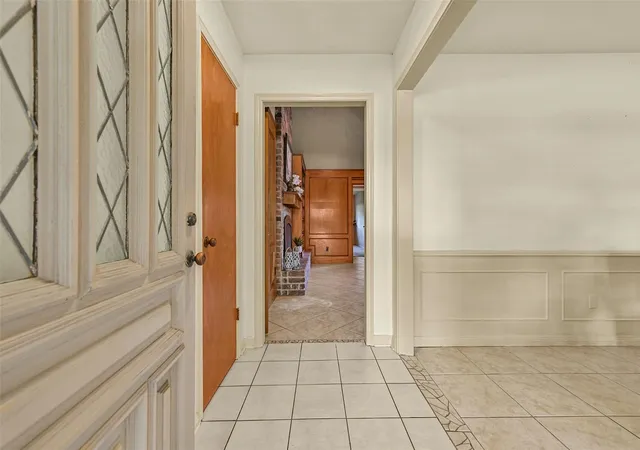 4th image of 614 Seaway Dr, El Lago, TX 77586 | MLS# 87781443