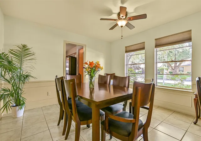 5th image of 614 Seaway Dr, El Lago, TX 77586 | MLS# 87781443