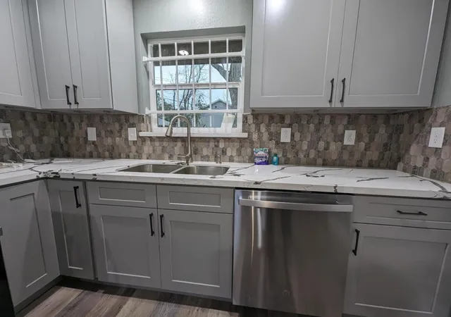 Photo 1 of Single family home for sale at 5634 Canterway Dr, Houston, TX 77048 | MLS# 24361233 | Listing updated on 2026-03-17