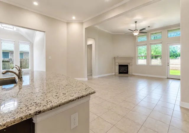 Photo 3 of Single family home for sale at 320 Woodway Dr, League City, TX 77573 | MLS# 46949214 | Listing updated on 2026-07-16