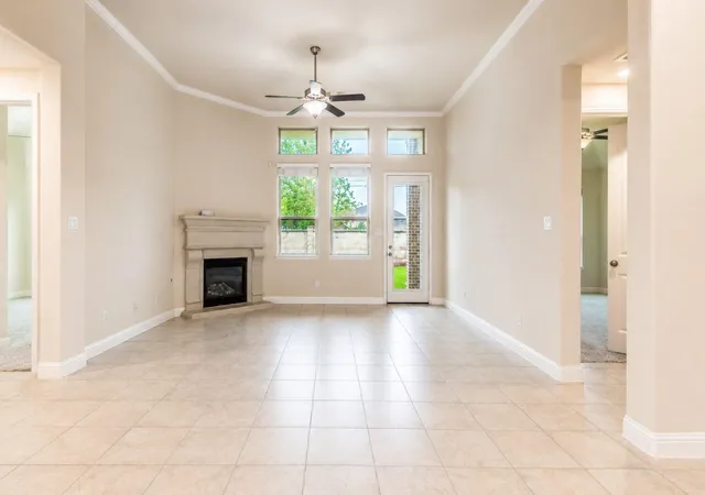Photo 4 of Single family home for sale at 320 Woodway Dr, League City, TX 77573 | MLS# 46949214 | Listing updated on 2026-07-16