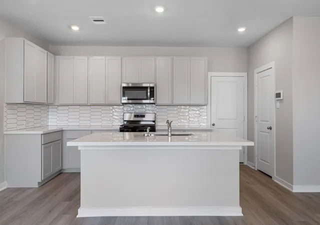 Photo 3 of Single family home for sale at 2486 N Heritage Dr, Dayton, TX 77535 | MLS# 58894938 | Listing updated on 2026-10-09