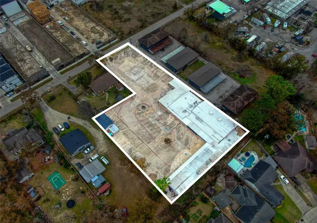 Photo 3 of Land for sale at 803 Curtin St, Houston, TX 77018 | MLS# 14807988 | Listing updated on 2026-05-22