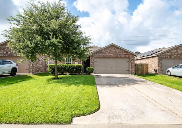 Photo 1 of Single family home for sale at 11126 Blue Grv Dr, Humble, TX 77396 | MLS# 52257432 | Listing updated on 2026-09-19