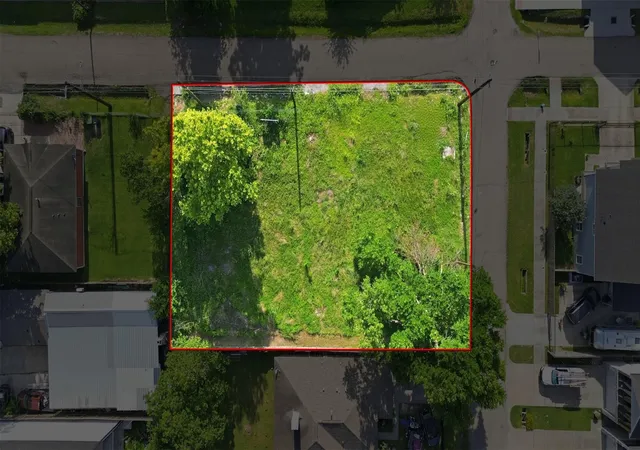 Photo 3 of Land for sale at 523 E 39th Street, Houston, TX 77022 | MLS# 62342749 | Listing updated on 2026-06-16