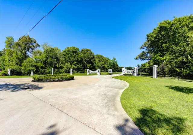 Photo 2 of Land for sale at Lot 13 Spring Branch Rd, Montgomery, TX 77316 | MLS# 26374014 | Listing updated on 2026-04-13
