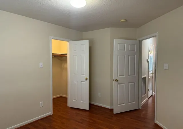 Photo 4 of Single family home for sale at 11007 Indus St, Houston, TX 77089 | MLS# 62770379 | Listing updated on 2026-08-01