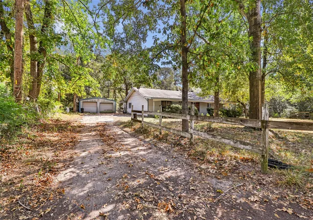 Photo 1 of Single family home for sale at 10253 Wanda Ln, Montgomery, TX 77316 | MLS# 88502075 | Listing updated on 2026-07-06