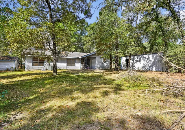 Photo 6 of Single family home for sale at 10253 Wanda Ln, Montgomery, TX 77316 | MLS# 88502075 | Listing updated on 2026-07-06