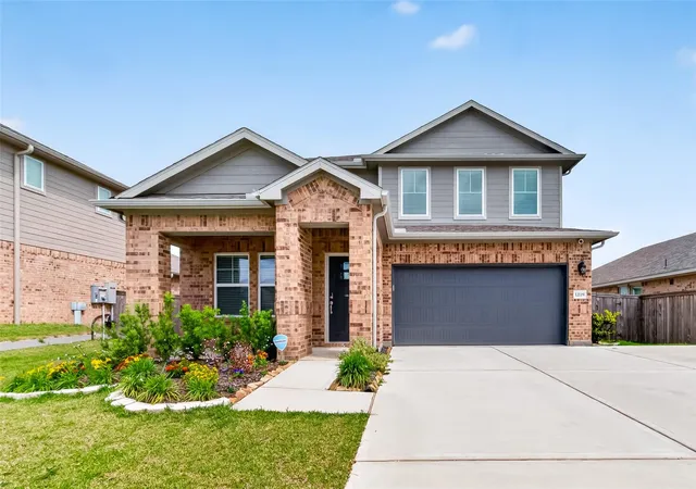 Photo 2 of Single family home for sale at 12119 Rushing Ridge Dive, Baytown, TX 77523 | MLS# 43380824 | Listing updated on 2026-09-15