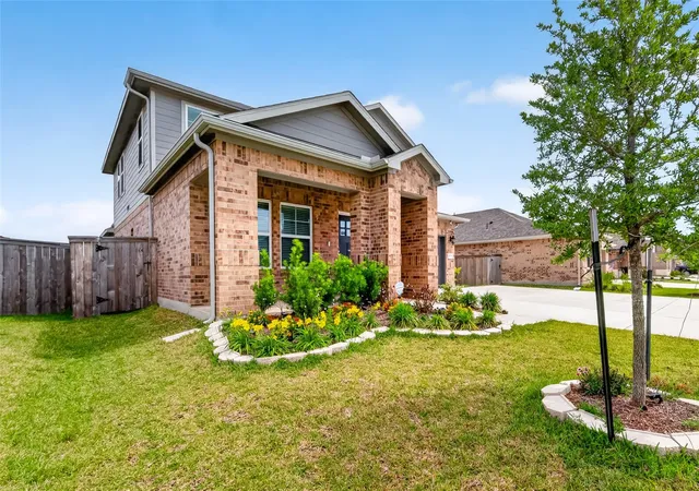 Photo 3 of Single family home for sale at 12119 Rushing Ridge Dive, Baytown, TX 77523 | MLS# 43380824 | Listing updated on 2026-09-15