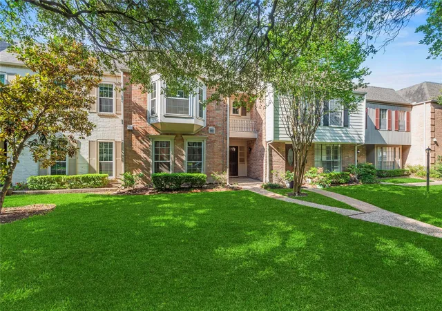1st image of 13194 Trail Hollow Dr #3194, Houston, TX 77079 | MLS# 92393296