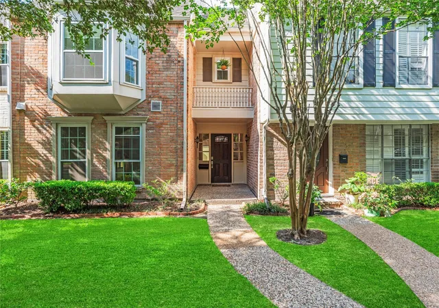 20th image of 13194 Trail Hollow Dr #3194, Houston, TX 77079 | MLS# 92393296
