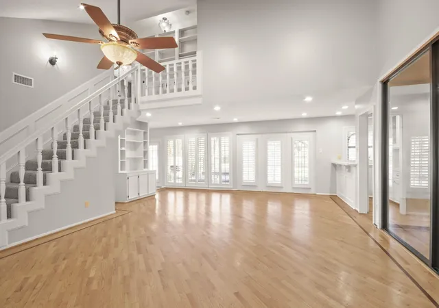 Photo 3 of Single family home for sale at 1134 Chestnut Ridge Rd, Kingwood, TX 77339 | MLS# 48150584 | Listing updated on 2026-09-13