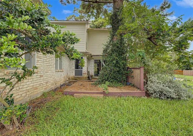 Photo 3 of Single family home for sale at 12103 Hawthorne Dr, Montgomery, TX 77356 | MLS# 35202480 | Listing updated on 2026-09-15