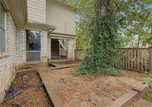Photo 4 of Single family home for sale at 12103 Hawthorne Dr, Montgomery, TX 77356 | MLS# 35202480 | Listing updated on 2026-09-15