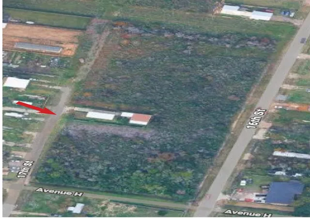 2nd image of 729 17th St, Dickinson, TX 77539 | MLS# 17550064