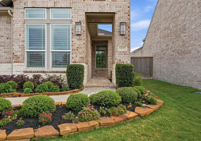Homes for sale in Houston, TX | 13227 Fairfield Arbor Dr, Houston, TX 77059 | MLS# 65012119