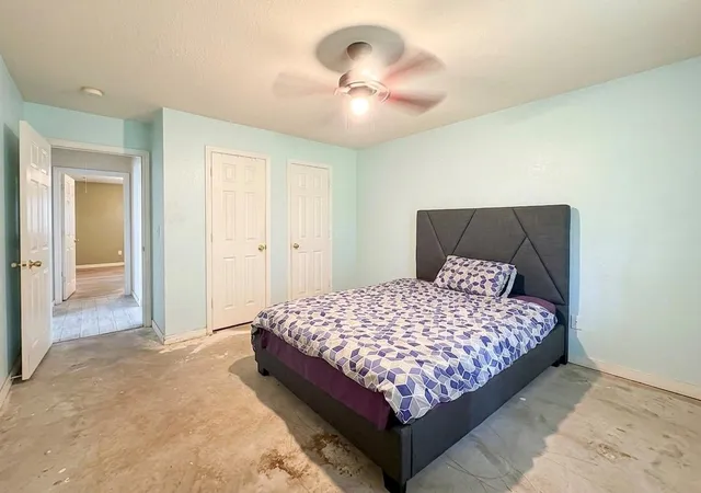 Photo 4 of Sale Pending at 3714 Ward St, Houston, TX 77021 | MLS# 54061300 | Listing updated on 2026-08-20