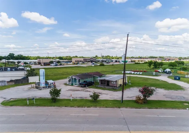 2nd image of 3650 5th St, Stafford, TX 77477 | MLS# 73545819