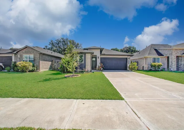 3rd image of 5047 Natchez Tr, Fresno, TX 77545 | MLS# 31585208
