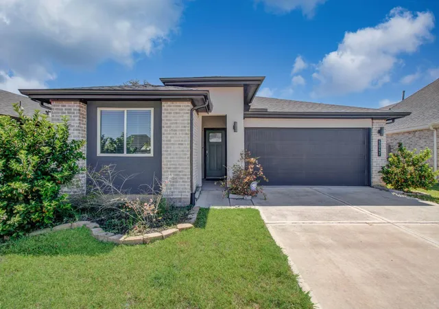 5th image of 5047 Natchez Tr, Fresno, TX 77545 | MLS# 31585208