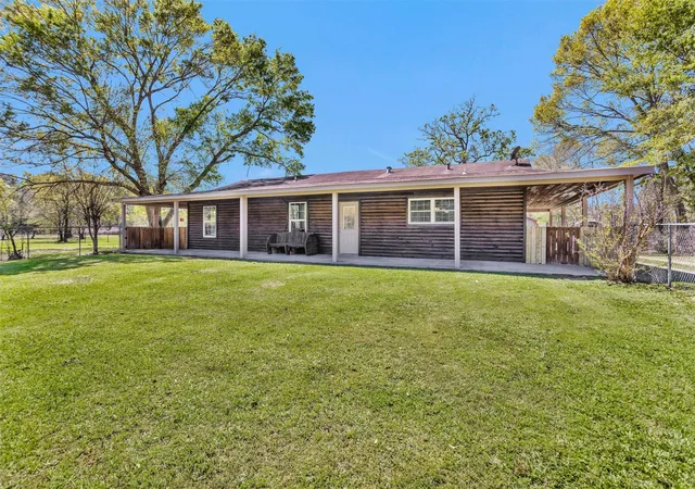 5th image of 14272 Firetower Rd, Conroe, TX 77306 | MLS# 18592085