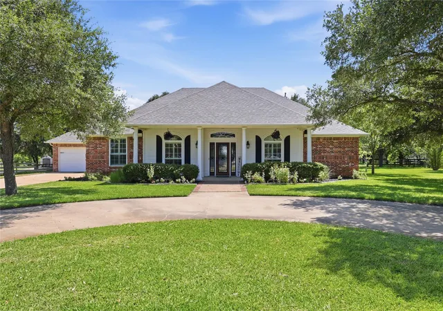1st image of 4112 Buckingham Cir, College Station, TX 77845 | MLS# 6244910