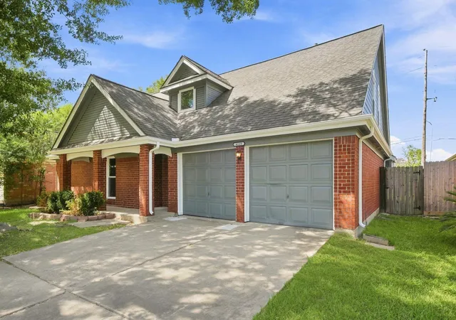 1st image of 4119 Bentley Dr, Pearland, TX 77584 | MLS# 39273047
