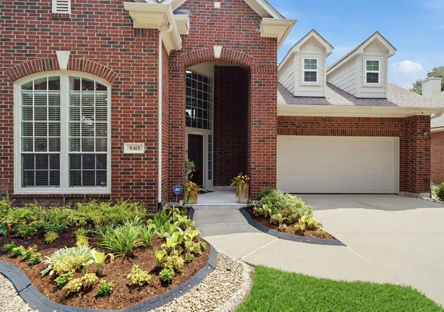 Photo 4 of Single family home for sale at 9415 Kari Springs Ct, Houston, TX 77040 | MLS# 83642317 | Listing updated on 2026-09-20